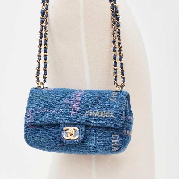 CHANEL PRINTED CC BLUE DENIM SMALL GRAFFITI FLAP BAG (2022) - Picture 10 of 11